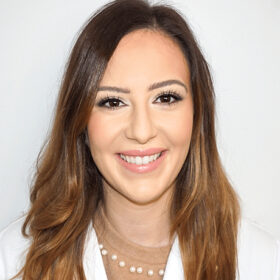 Dr Evelyn Greco
